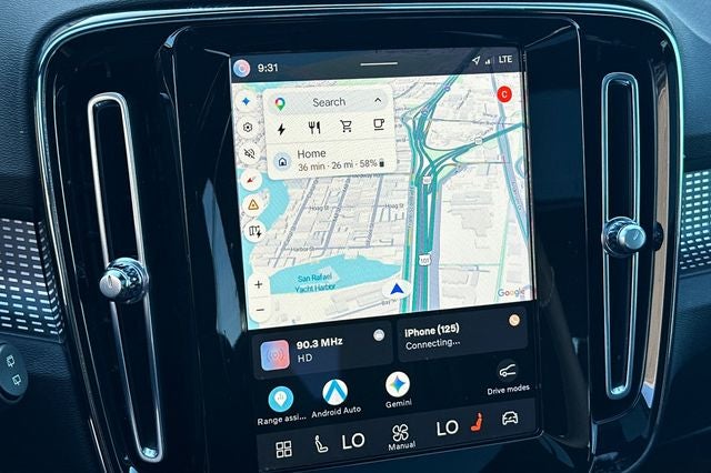 2021 Volvo XC40 Recharge Pure Electric P8