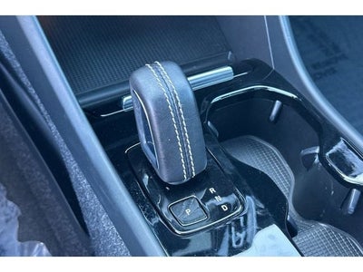2021 Volvo XC40 P8