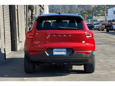 2021 Volvo XC40 P8
