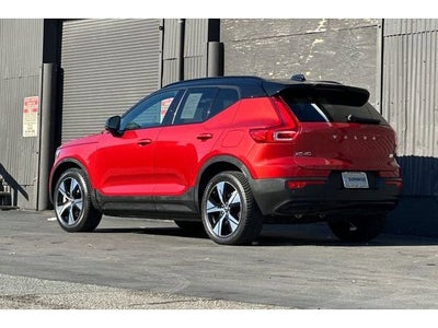 2021 Volvo XC40 P8