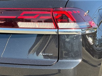 2024 Volkswagen Atlas Cross Sport 2.0T SEL Premium R-Line