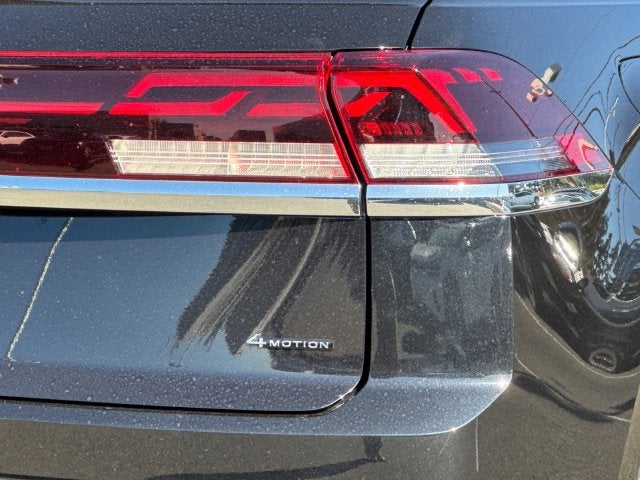 2024 Volkswagen Atlas Cross Sport 2.0T SEL Premium R-Line