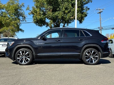 2024 Volkswagen Atlas Cross Sport 2.0T SEL Premium R-Line