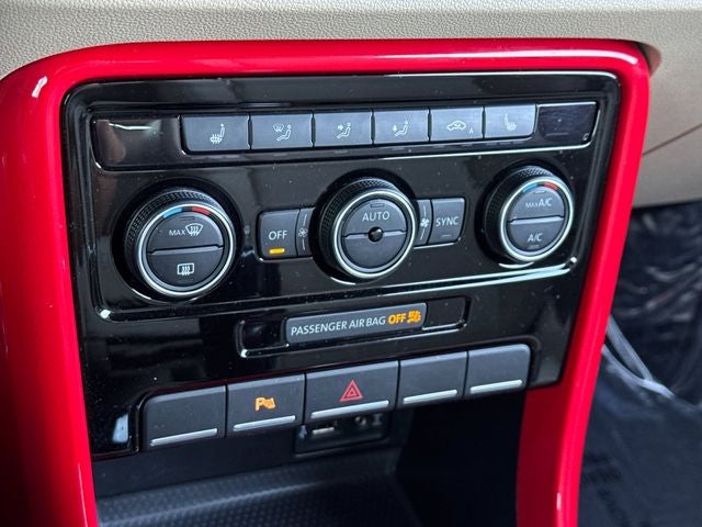 2019 Volkswagen Beetle Convertible 2.0T SE