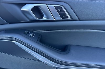 2023 BMW X5 xDrive45e