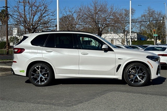 2023 BMW X5 xDrive45e
