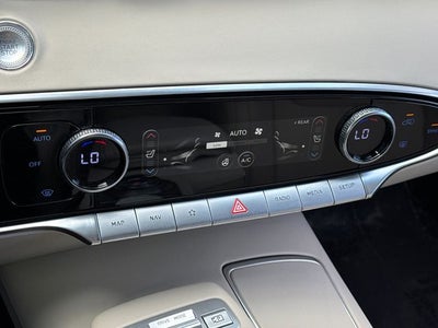 2023 Genesis GV70 2.5T