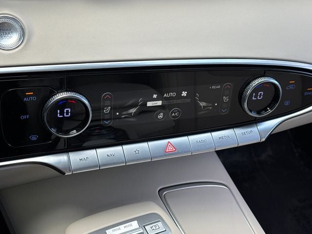 2023 Genesis GV70 2.5T