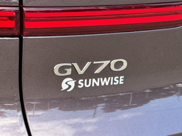 2023 Genesis GV70 2.5T
