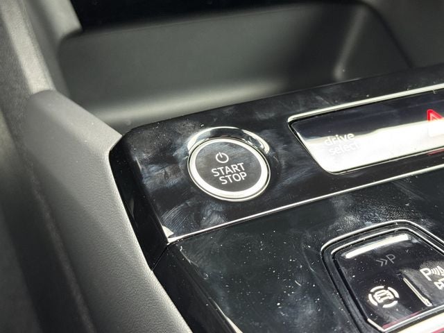 2027 Audi Q6 e-tron Premium quattro