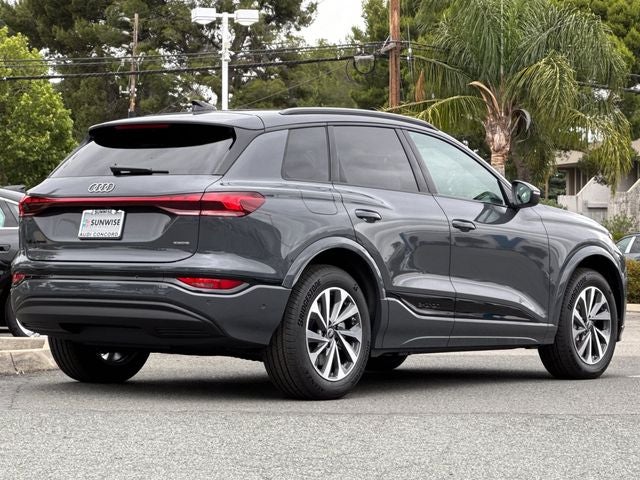 2027 Audi Q6 e-tron Premium quattro