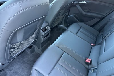 2025 Audi Q6 e-tron Premium quattro