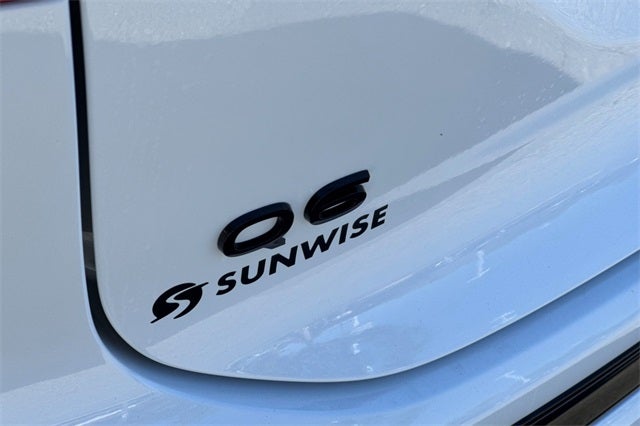 2025 Audi Q6 e-tron Premium quattro