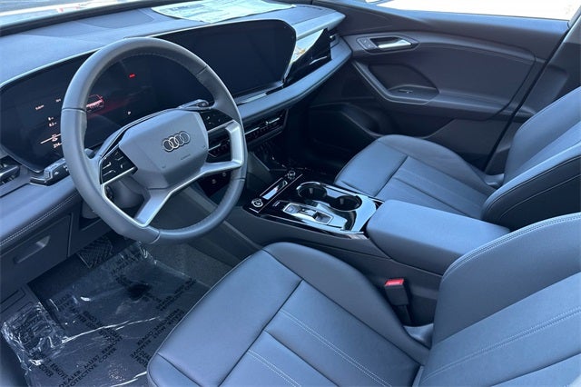 2025 Audi Q6 e-tron Premium quattro