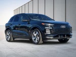 2025 Audi Q6 e-tron Premium quattro