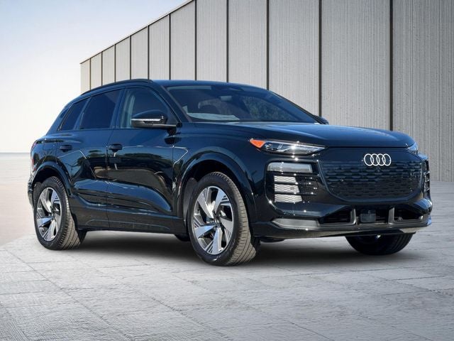 2025 Audi Q6 e-tron Premium quattro