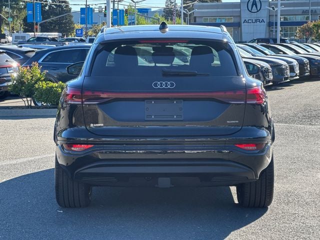 2025 Audi Q6 e-tron Premium quattro