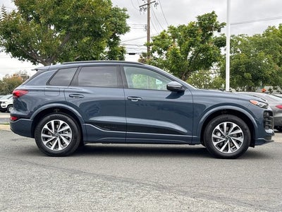 2027 Audi Q6 e-tron Premium quattro