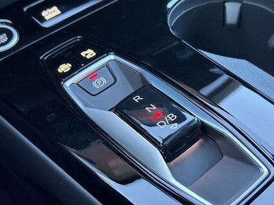 2027 Audi Q6 e-tron Premium quattro