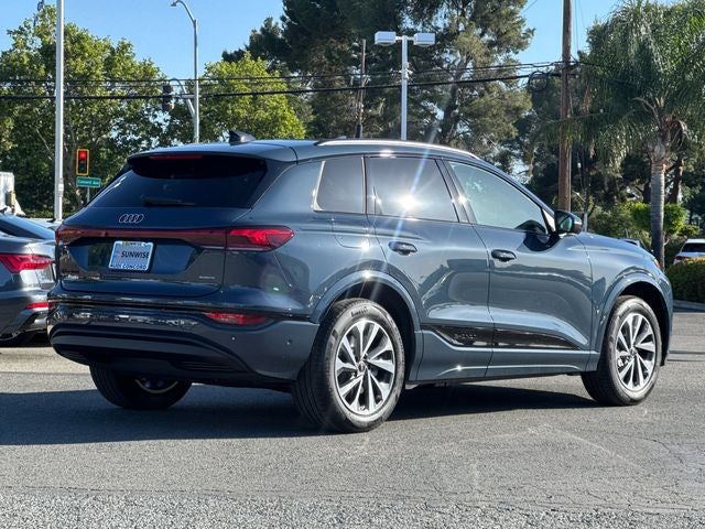 2027 Audi Q6 e-tron Premium quattro