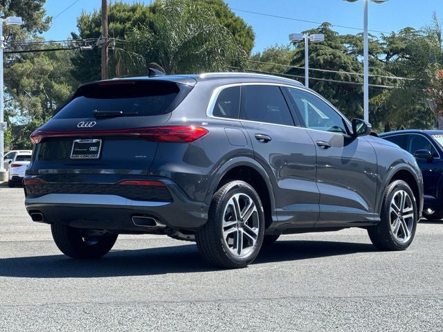 2025 Audi Q5 2.0T Premium quattro