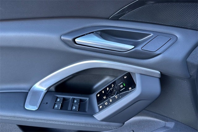 2025 Audi Q5 2.0T Premium quattro