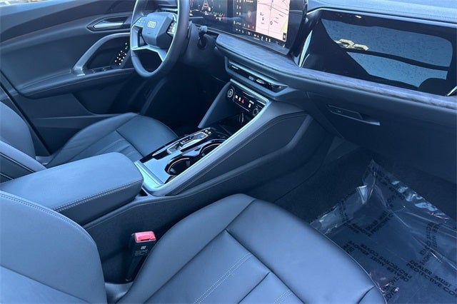 2025 Audi Q5 2.0T Premium quattro