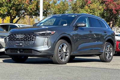 2025 Audi Q5 2.0T Premium quattro
