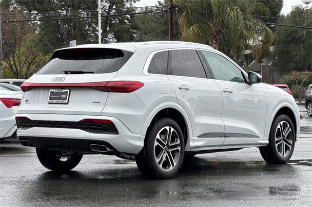 2025 Audi Q5 2.0T Premium quattro