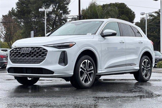 2025 Audi Q5 2.0T Premium quattro