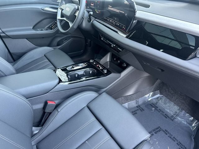 2025 Audi Q6 e-tron Premium Plus quattro