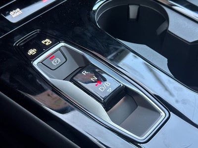 2025 Audi Q6 e-tron Premium Plus quattro