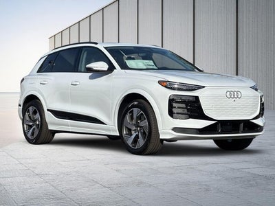 2025 Audi Q6 e-tron Premium Plus quattro
