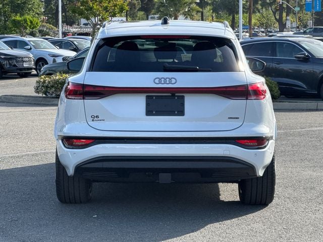 2025 Audi Q6 e-tron Premium Plus quattro