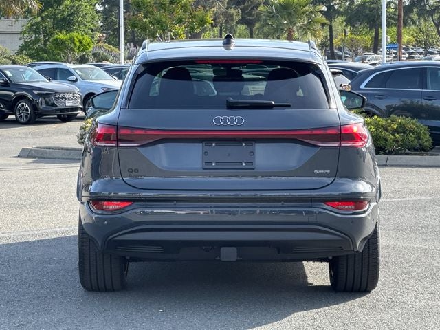 2025 Audi Q6 e-tron Premium Plus quattro