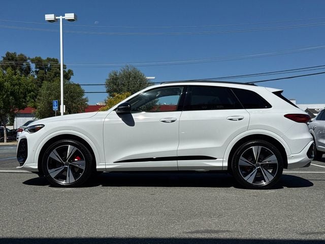 2026 Audi SQ5 Premium Plus quattro