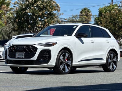 2026 Audi SQ5 Premium Plus quattro