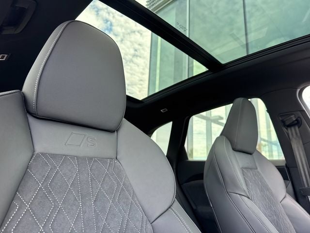 2026 Audi SQ5 Premium Plus quattro