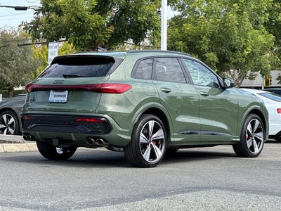 2026 Audi SQ5 Premium Plus quattro