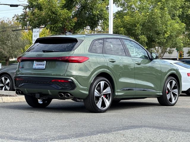 2026 Audi SQ5 Premium Plus quattro
