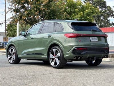 2026 Audi SQ5 Premium Plus quattro