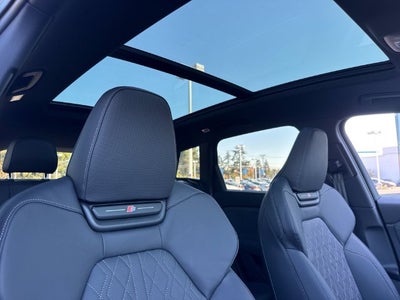 2027 Audi SQ6 e-tron Premium Plus quattro
