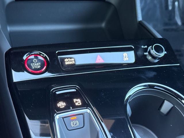 2027 Audi SQ6 e-tron Premium Plus quattro