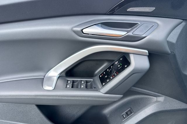 2025 Audi Q5 2.0T Premium Plus quattro