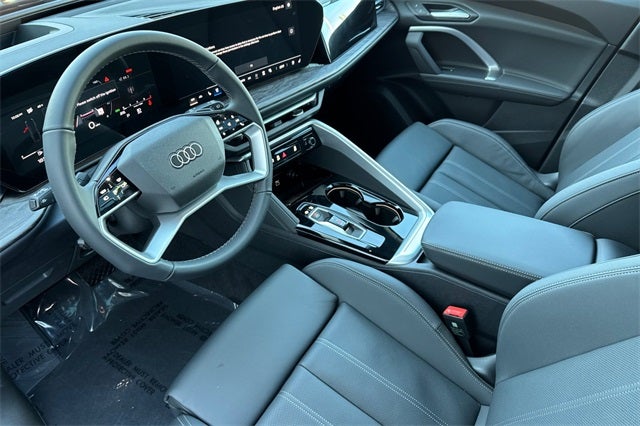 2025 Audi Q5 2.0T Premium Plus quattro