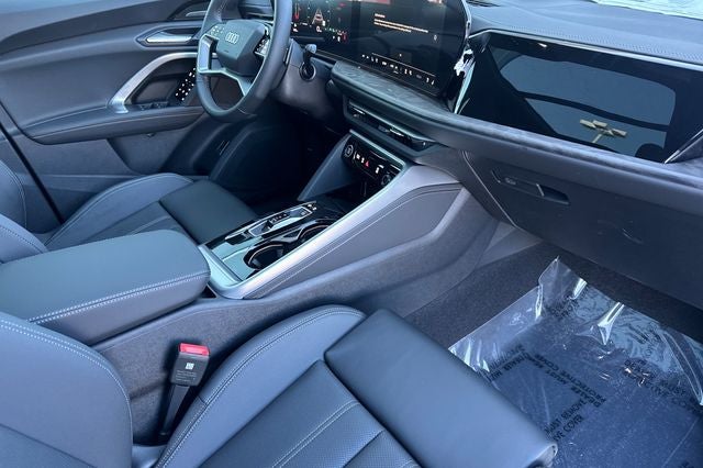 2025 Audi Q5 2.0T Premium Plus quattro