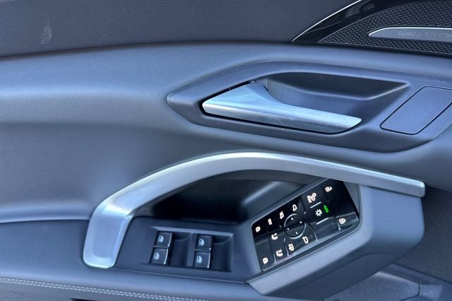 2025 Audi Q5 2.0T Premium Plus quattro