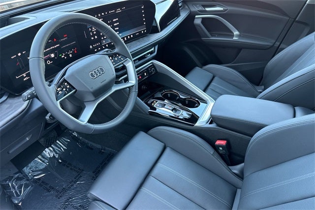 2025 Audi Q5 2.0T Premium Plus quattro