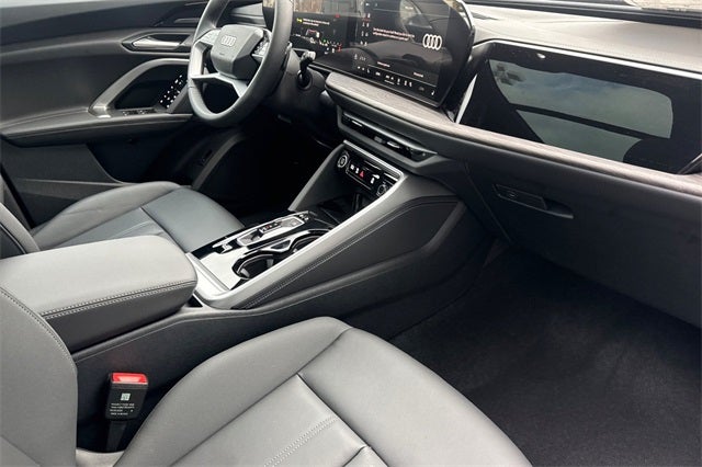 2025 Audi Q5 2.0T Premium Plus quattro