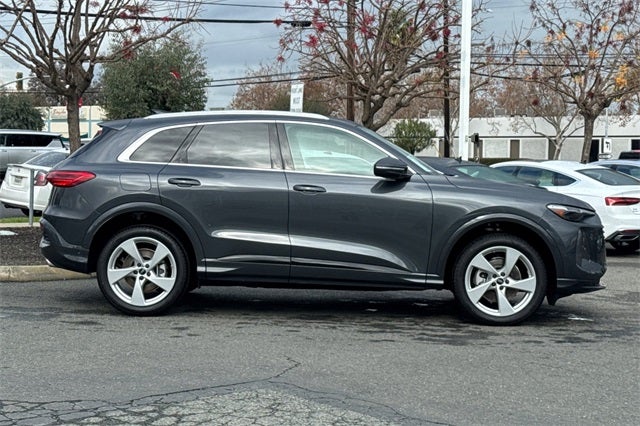 2025 Audi Q5 2.0T Premium Plus quattro